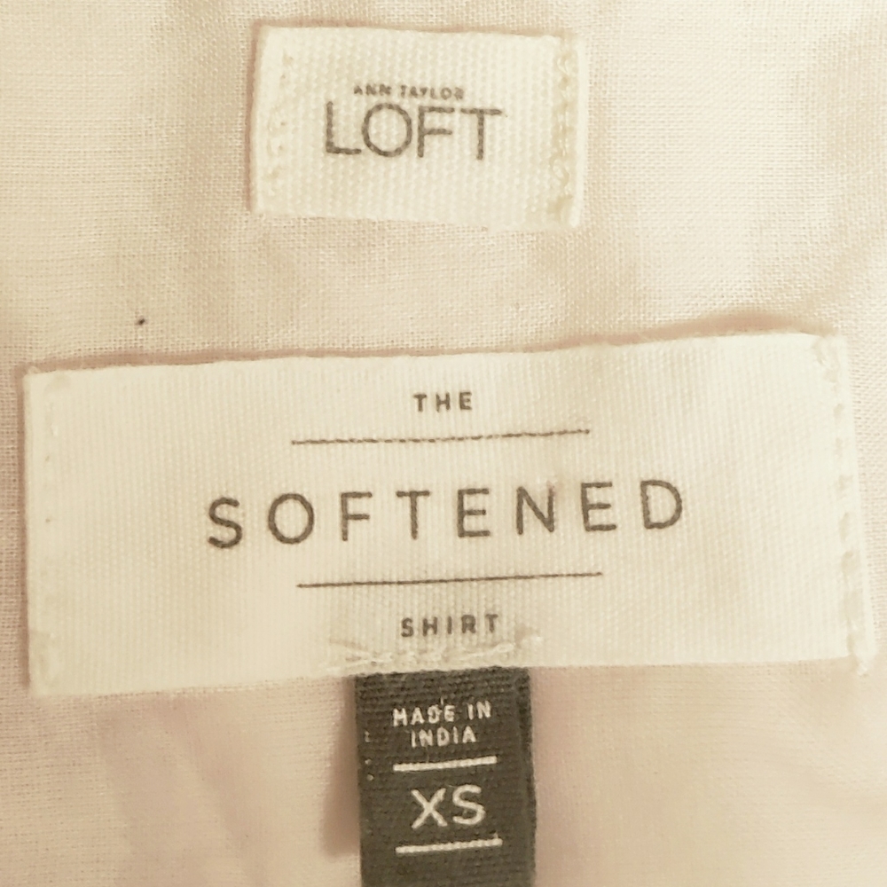 LOFT Button down blouse - Picture 8 of 8